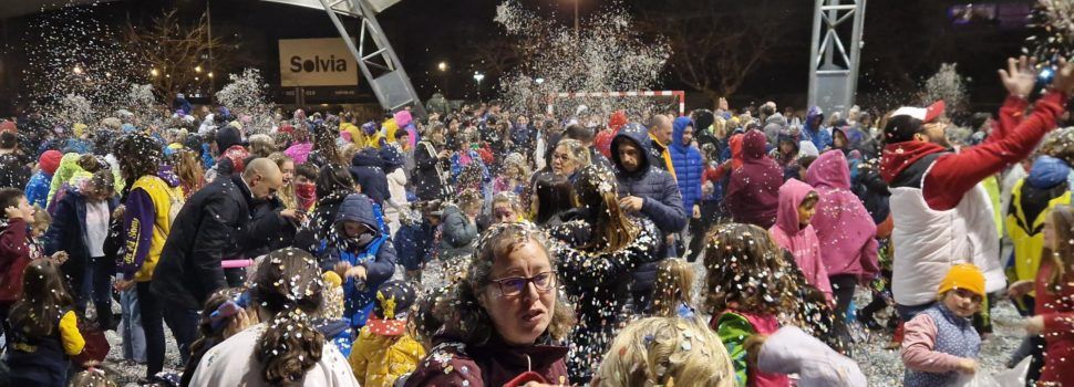 La gran batalla de confeti del Carnaval