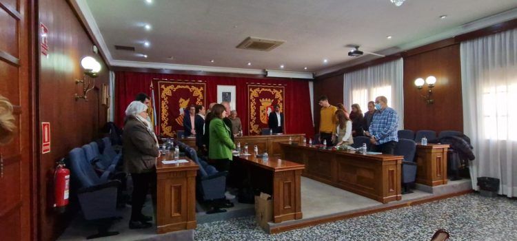 Ple extraordinari sobre el PAI del Camí Fondo amb minut de silenci per Jordi Català