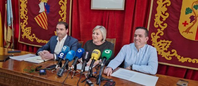 Presentació del pressupost municipal 2024 de Vinaròs, primer del tripartit PP-PVI-VOX