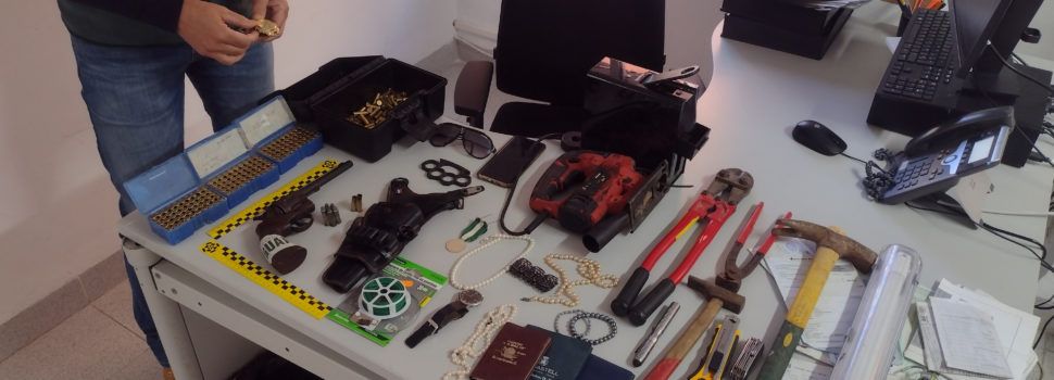 La Guardia Civil detiene a dos vecinos de Vinaròs por varios hechos delictivos