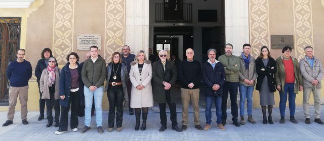 Minut de silenci a Benicarló per l’assassinat masclista