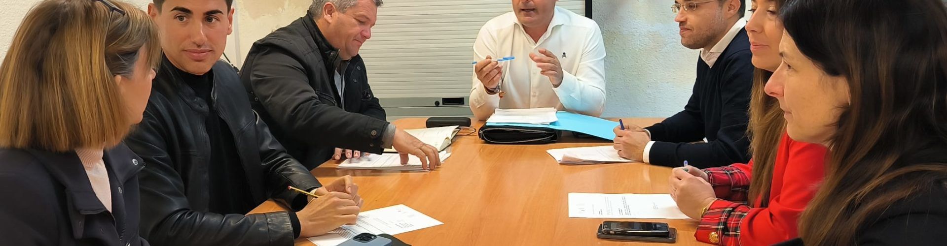 Peñíscola aprueba la cesión de los terrenos para eliminar la EPAR y reordenar colectores en Plaza Constitución
