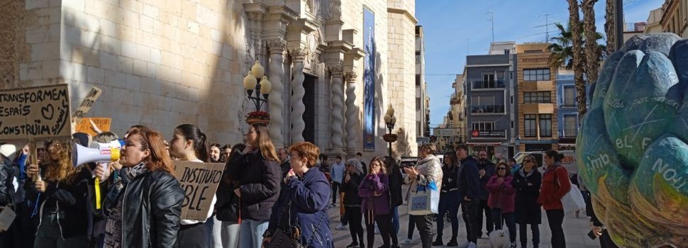 ERPV-Podem-EUPV critica que el PP faça a la seu del partit els anuncis que afecten a tot Benicarló