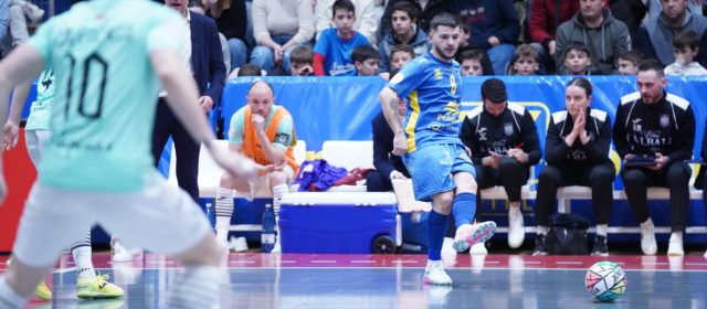 Derrota del Servigroup Peñíscola en casa frente a Valdepeñas (2-4)