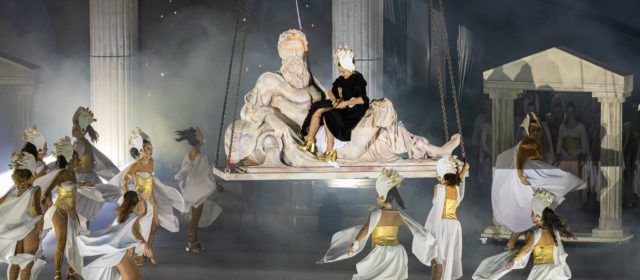 La Gala de Reines i Reis del Carnaval de Vinaròs 2024 va ser un èxit deslumbrant