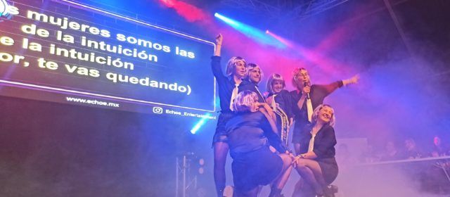 Locura guanya el concurs de karaoke intercomparses