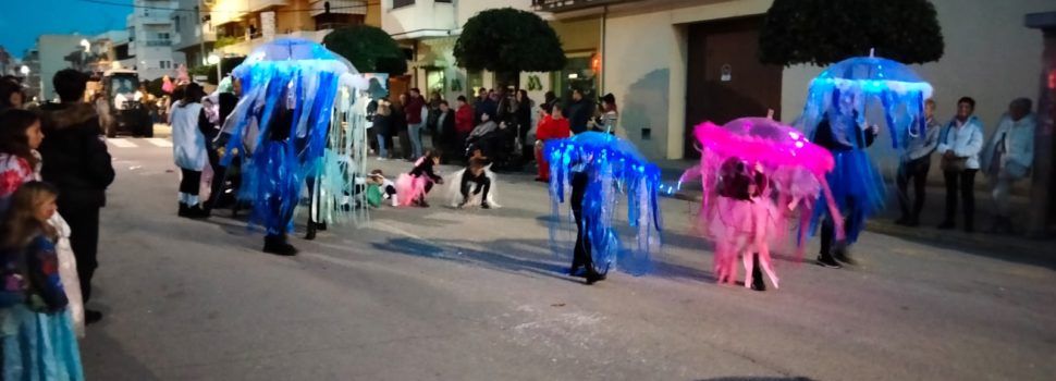 Fotos de la desfilada de Carnaval a Alcanar