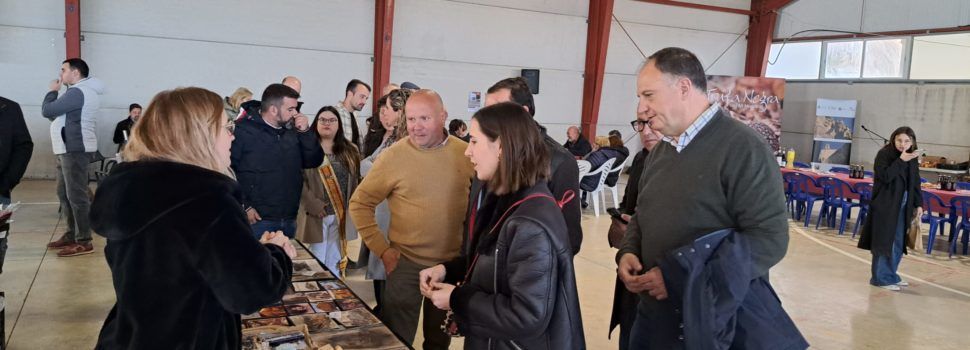 La presidenta de la Mancomunitat de l’Alt Maestrat posa en valor a Culla el poder de la tòfona com a motor econòmic per a la comarca