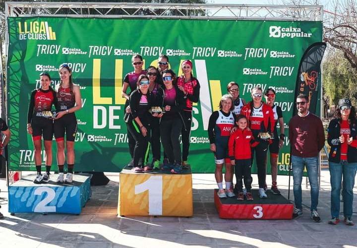 El club Triatló Vinaròs competí a Mascarell