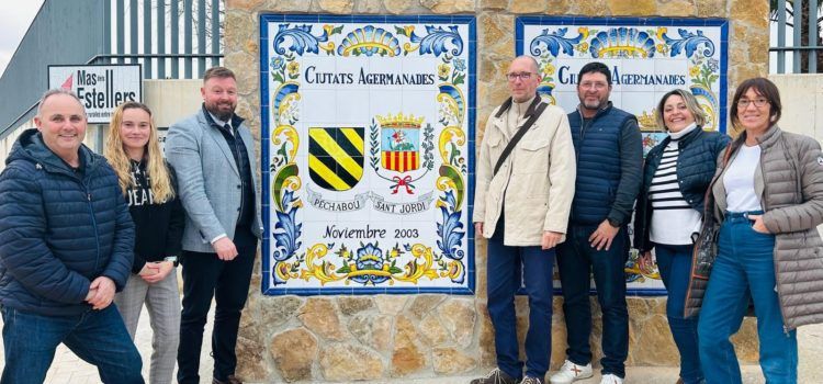 El Ayuntamiento de Sant Jordi potencia su promoción internacional en el aniversario de su hermanamiento con Pechabou  
