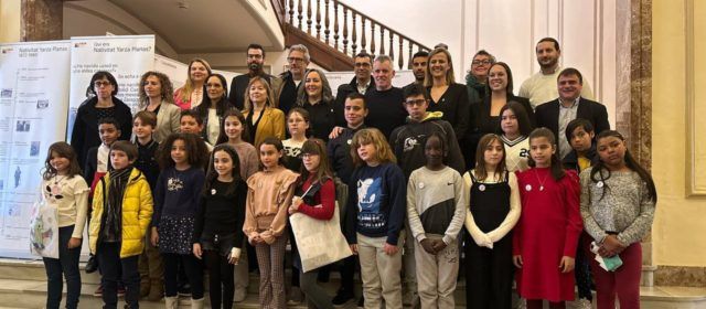 Vint-i-dos infants constitueixen el primer Consell d’Infants d’Amposta