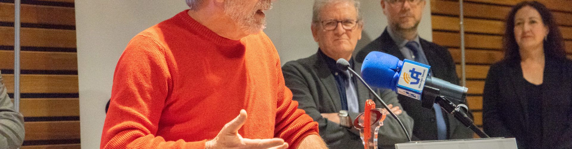 El periodista Josep Lluís Villa, escollit Micro Daurat 2023
