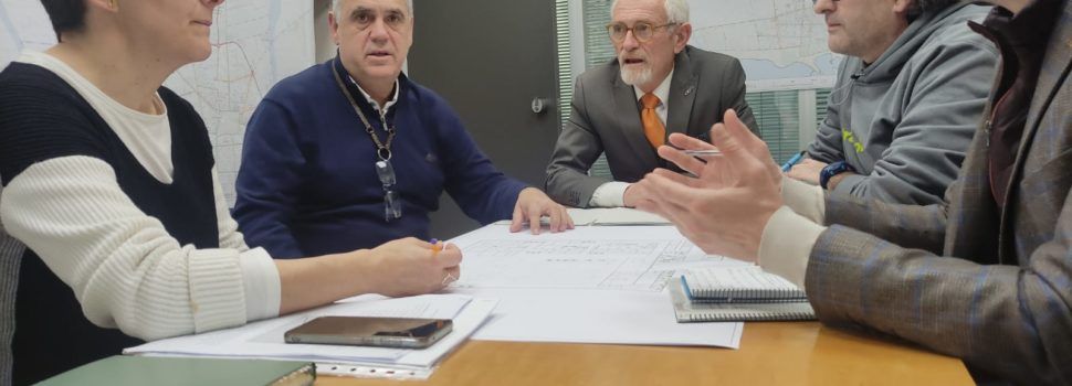 Ajuntament i IES Ramón Cid revisen la memòria valorada per a la reforma del centre