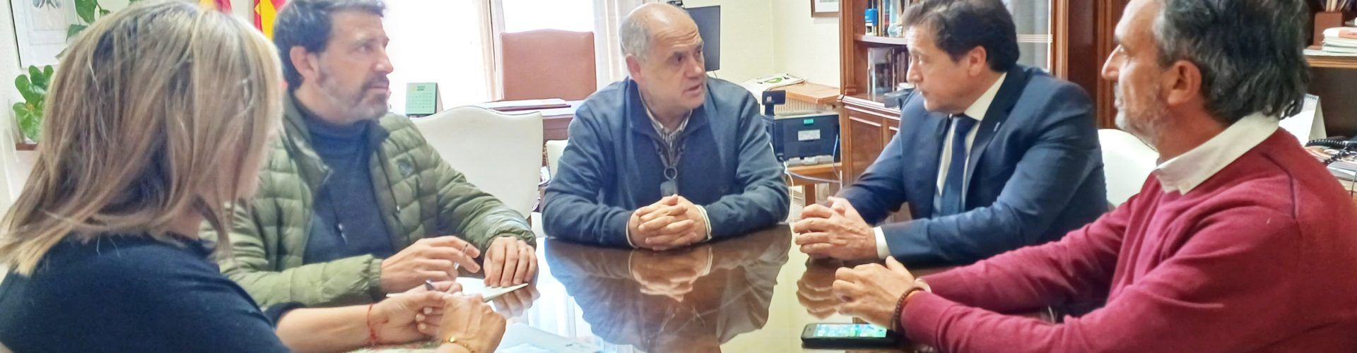 El director general d’Administració Local visita l’Ajuntament de Benicarló