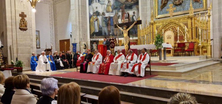 Fe i fets: L’Evangeli per a cada dia, en valencià