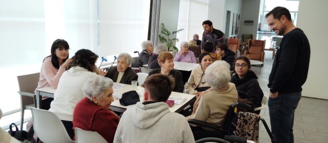 Convivència intergeneracional del Centre de dia i residència l’Onada amb l’IES Leopoldo Querol