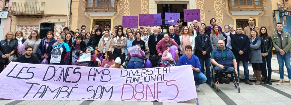 Benicarló reivindica un any més la igualtat de gènere en el Dia de la Dona