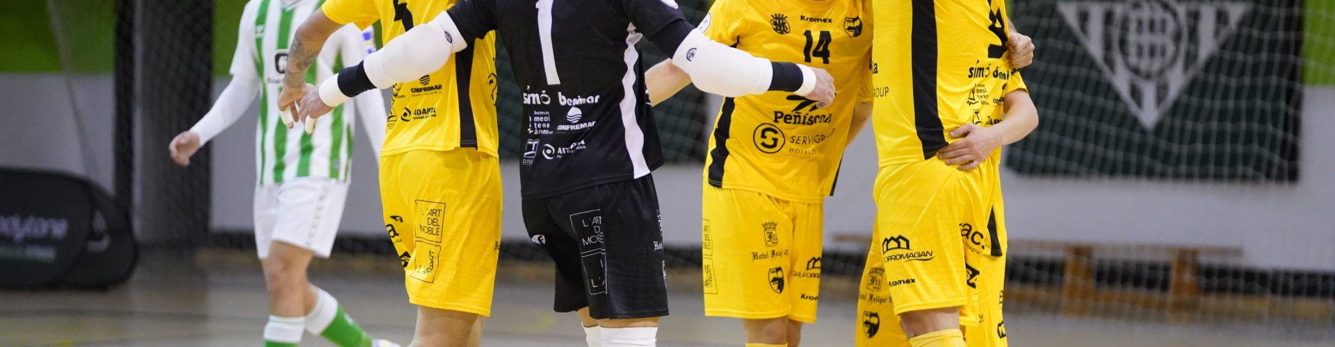 El Servigroup Peñíscola golea al Betis y da otro paso hacia la permanencia (0-6)