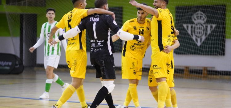 El Servigroup Peñíscola golea al Betis y da otro paso hacia la permanencia (0-6)