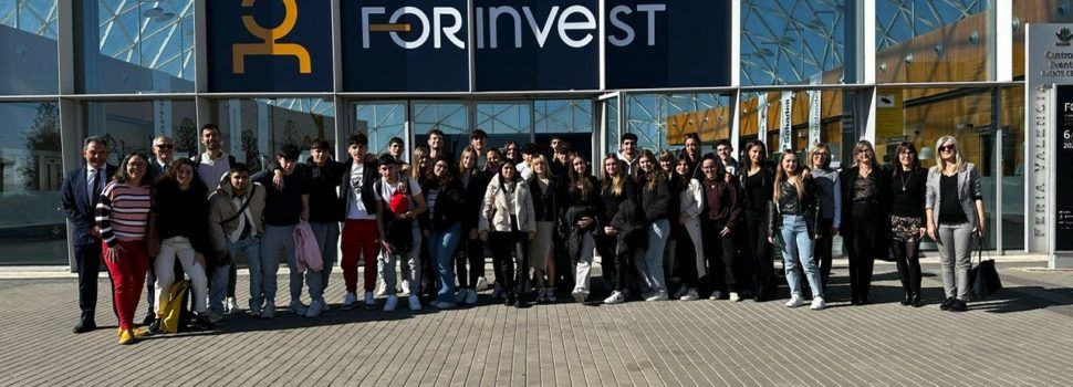 L’IES Joan Coromines de Benicarló visita la Fira de Mostres de València