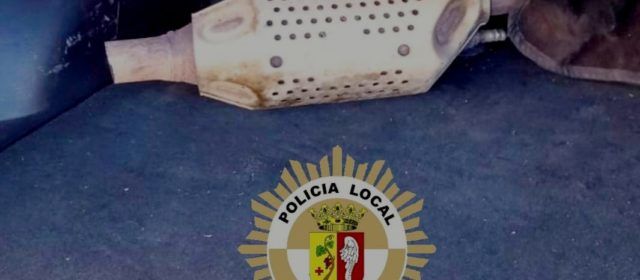 Tres detinguts a Vinaròs per presumptament furtar catalitzadors