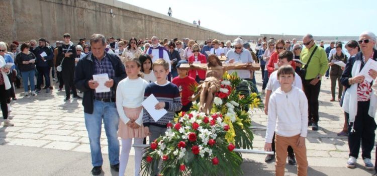Semana Santa: El Vía Crucis en el puerto de Vinaròs cumplió 40 años