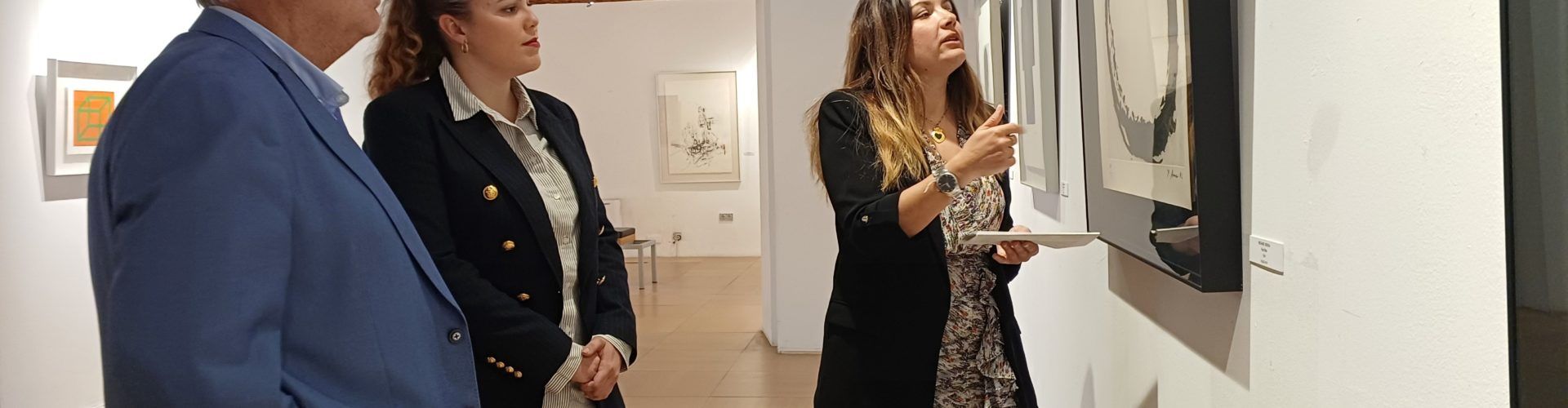 Benicarló inaugura l’exposició ‘Obra gràfica contemporània: de Picasso a Obey’