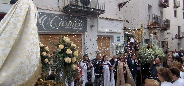 Emotiva Misa y Procesión del Encuentro en Peñíscola