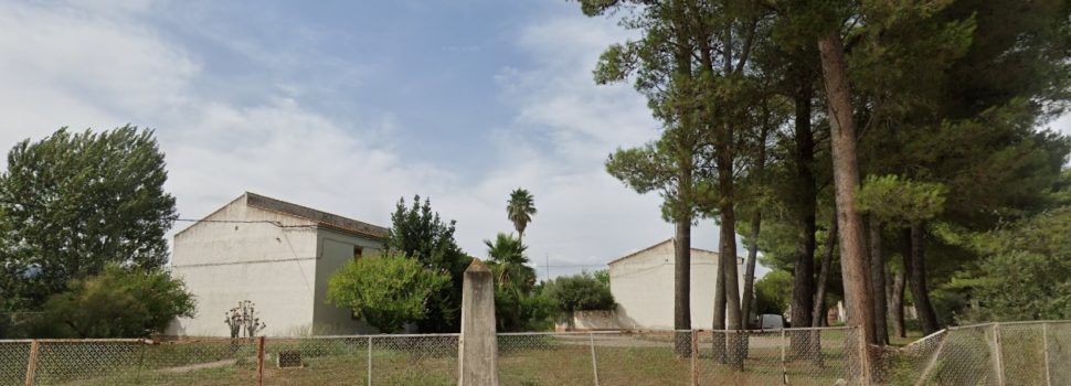 L’alcaldessa de Sant Mateu vol que Conselleria rehabilite uns habitatges