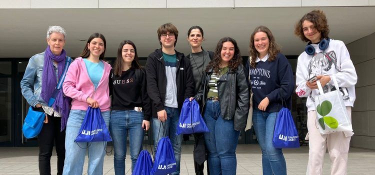 Alumnes del Leopoldo Querol participen en l’Olimpíada de valencià