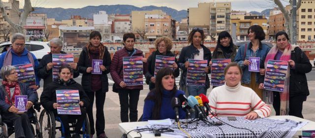 ’Assemblea Vaga Feminista 8M de les Terres de l’Ebre fa una roda de premsa amb motiu del 8 de març