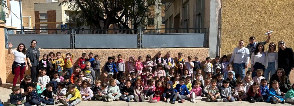 Prop de 200 xiquets participen en l’Escola de Pasqua