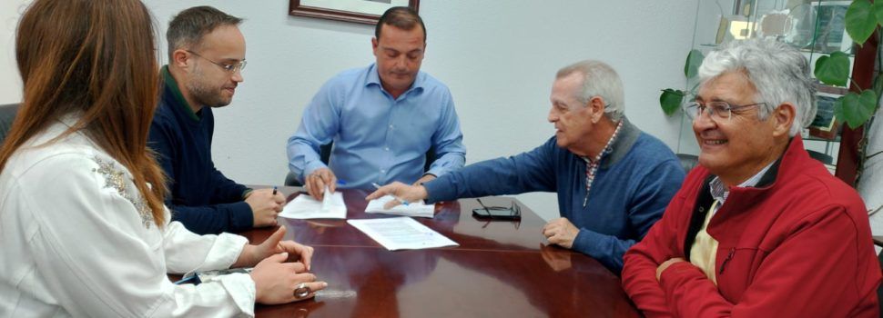 L’Ajuntament de Peníscola i el Centro de Iniciativas Culturales i l’Associació de Peníscola contra el Càncer signen convenis de col·laboració