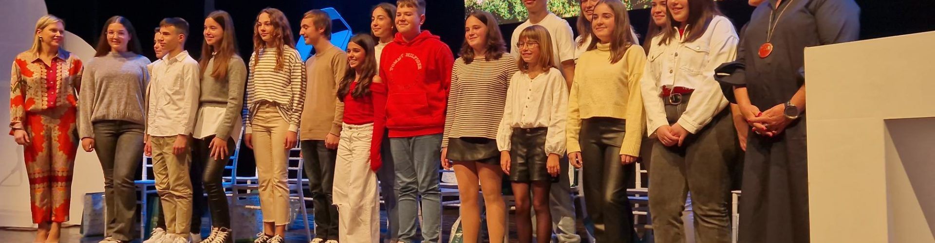 L’alumnat més brillant rep el reconeixement de l’Ajuntament de Vinaròs