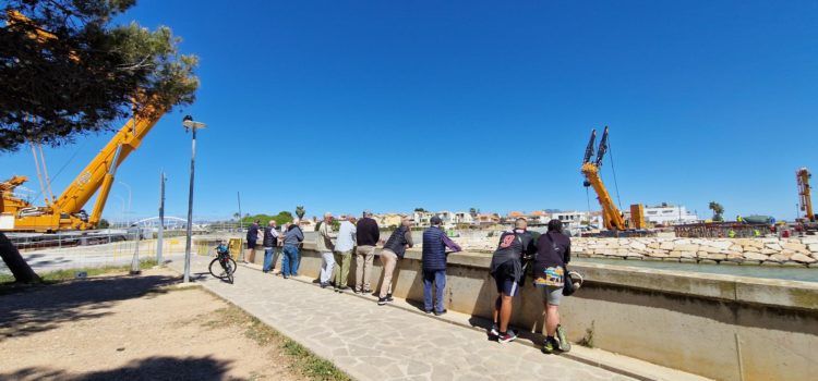 Recta final per a la tan esperada passarel·la sobre el riu Cervol
