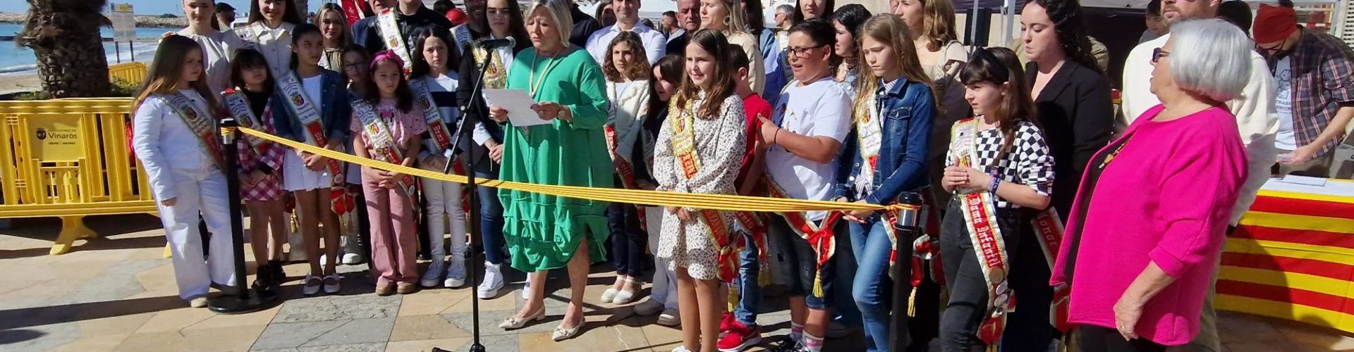 Mig centenar d’expositors en la XXII Fira del Llibre a Vinaròs