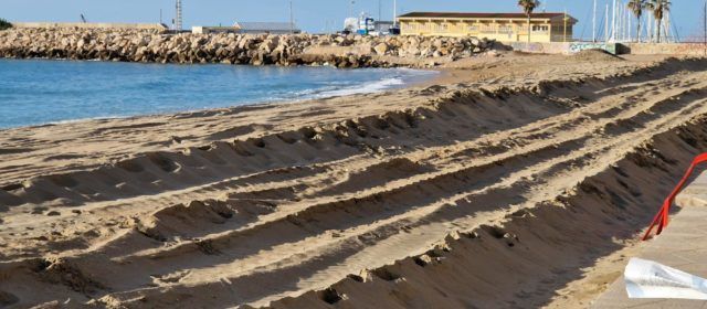 Comença la posada a punt de les platges i cales per a la nova temporada estiuenca