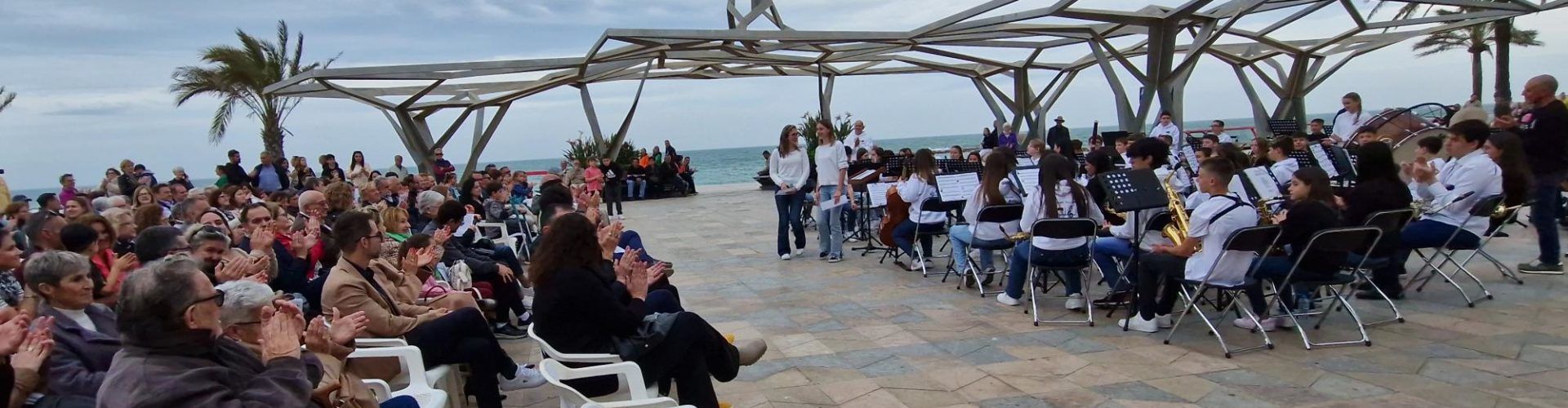 Concert al passeig marítim de les bandes juvenils de Vinaròs i Rossell