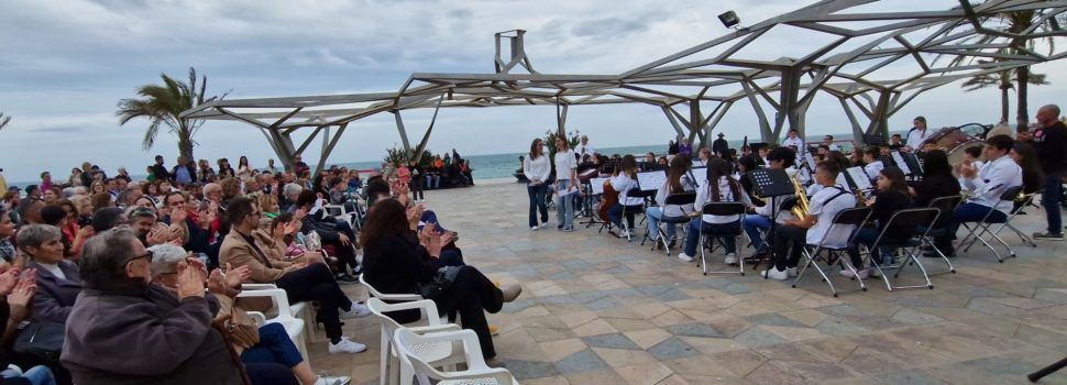 Concert al passeig marítim de les bandes juvenils de Vinaròs i Rossell
