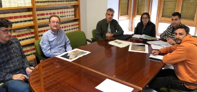 Ajuntament d’Alcalà-Alcossebre i Conselleria de Medi Ambient coordinen l’ampliació dels sistemes per a la localització i captura de porcs senglars