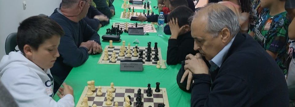 El Riu Sénia Benicarló ‘B’ d’escacs cau  als quarts de final d’una temporada històrica