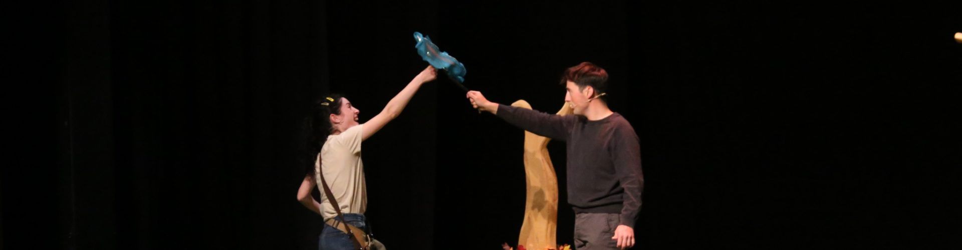 La diversitat i el seu equilibri, en el penúltim espectacle al Teatre Orfeó Montsià d’Ulldecona