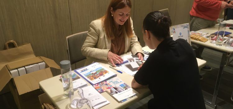 Peñíscola se promociona como destino familiar en Murcia