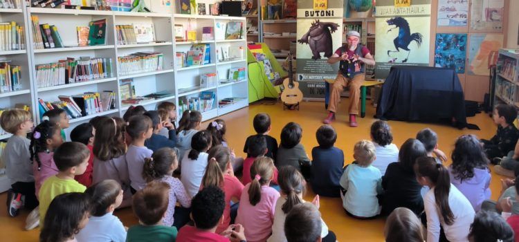 Peníscola celebrarà el Dia del Llibre amb el lliurament de roses roges