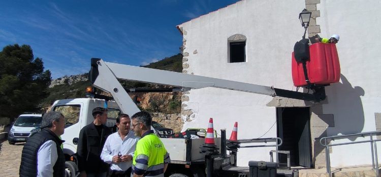 Peníscola es prepara per la Romeria a l’Ermita de Sant Antoni