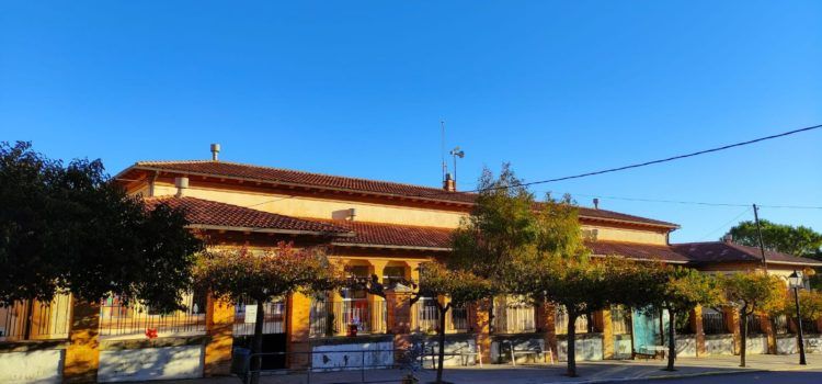 El PP de Xert completa l’expedient per a reparar la coberta del col·legi i demana al PSOE col·laboració