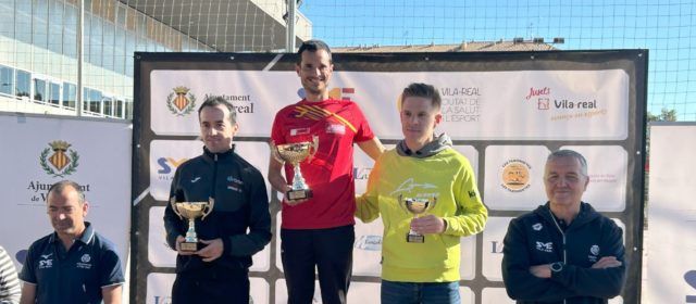 Edu Pla, Club Esportiu Vinaròs, guanya el 5K SME de Vila-real