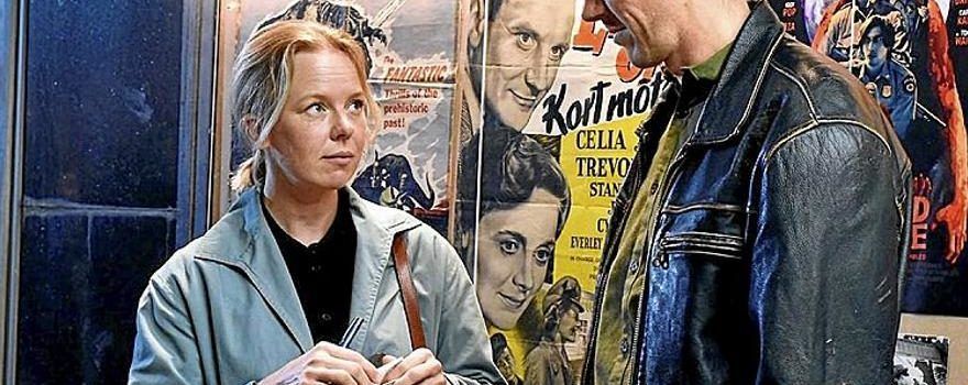 Les pel·lícules que ens hem perdut!!! per tindre el Cinema JJ tancat: FALLEN LEAVES ( Fulles caigudes)