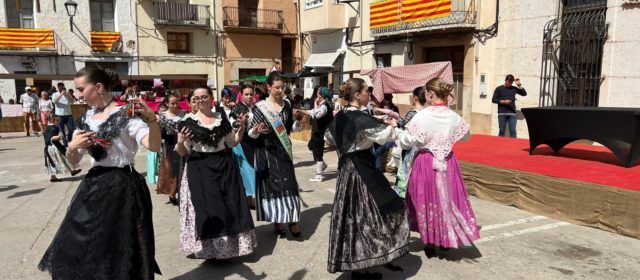 Èxit de participació en l’XI Fira de Sant Vicent i dolços tradicionals