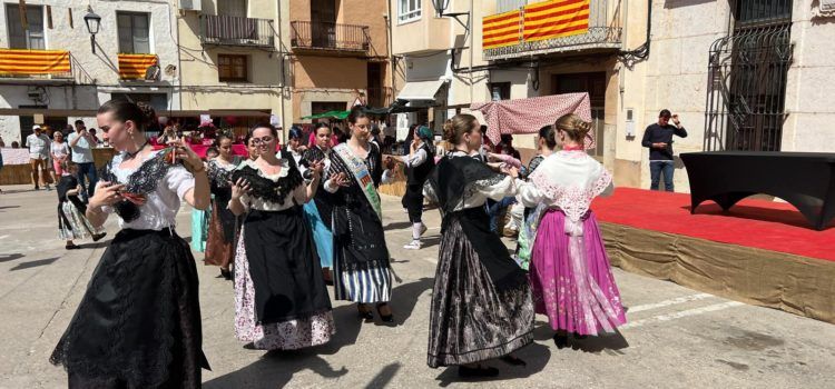 Èxit de participació en l’XI Fira de Sant Vicent i dolços tradicionals
